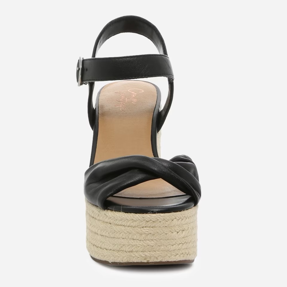 Crown Vintage Margreth Sandal in Black Size 8.5M
